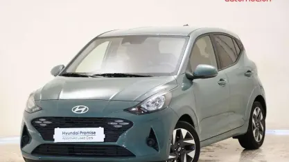 Usado Hyundai i10 64 CV (47 kW) 2025 Verde Utilitario