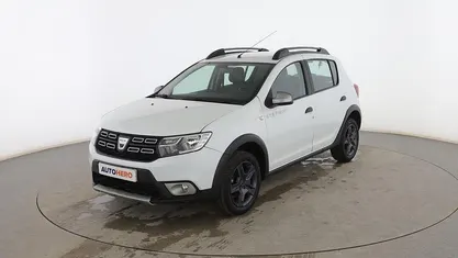 Usado Dacia Sandero 90 CV (66 kW) 2017 Blanco Utilitario