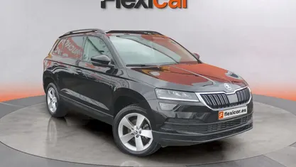 Usado Skoda Karoq Ambition 151 CV (111 kW) 2021 Negro SUV