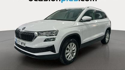 Usado Skoda Karoq Selection 116 CV (85 kW) 2024 Blanco SUV