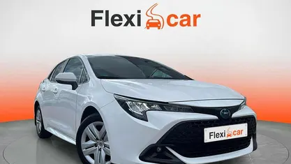 Usado Toyota Corolla Business Edition 140 CV (102 kW) 2023 Berlina