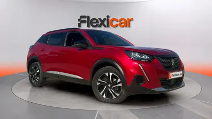 Usado Peugeot 2008 Allure 130 CV (95 kW) 2023 Rojo SUV