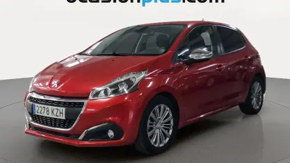 Usado Peugeot 208 Signature Sky 83 CV (61 kW) 2019 Rojo Utilitario
