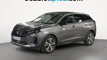 Gris plata Usado 2022 Peugeot 3008 Allure SUV | 18.628 € (Buen precio)