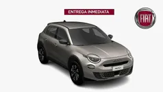 Beige Nuevo 2025 Fiat 600 SUV | 21.120 € (Buen precio)