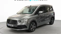 Gris plata Usado 2023 Mercedes 180 Berlina | 24.446 € (Precio justo)