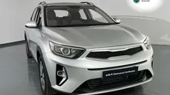 Gris / plata Usado 2024 Kia Stonic SUV | 17.300 € (Buen precio)