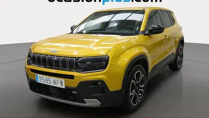 Amarillo Usado 2023 Jeep Avenger Summit SUV | 16.273 € (Precio justo)