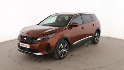 Usado Peugeot 5008 Allure 130 CV (95 kW) 2021 Marrón SUV