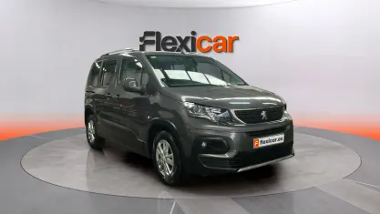 Usado Peugeot Rifter Active 131 CV (96 kW) 2020 Gris Monovolumen