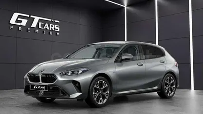 Usado BMW 118 150 CV (110 kW) 2025 Gris / plata Utilitario