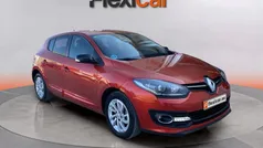 Rojo Usado 2015 Renault Mégane III LIMITED Berlina | 8990 € (Precio justo)