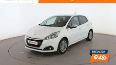 Usado 2016 Peugeot 208 Style Utilitario | 8899 € (Precio justo)