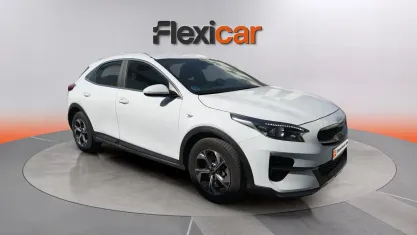 Usado Kia XCeed 120 CV (88 kW) 2022 Blanco SUV