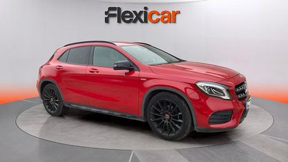 Käytetty Mercedes GLA180 122 HP (89 kW) 2020 Punainen Katumaasturi