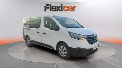 Usado Renault Trafic 150 CV (110 kW) 2024 Monovolumen