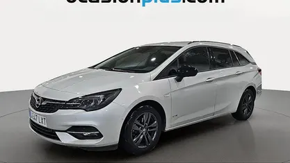 Usado Opel Astra Business 145 CV (106 kW) 2022 Gris plata Monovolumen