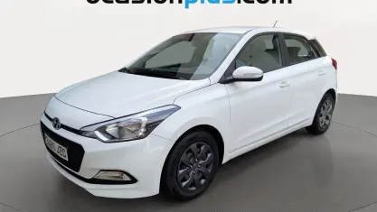 Usado Hyundai i20 84 CV (61 kW) 2017 Blanco Utilitario