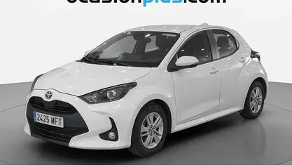Usado Toyota Yaris Hybrid Business Edition 116 CV (85 kW) 2023 Blanco Utilitario