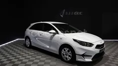 Usado 2022 Kia Ceed Berlina | 16.890 € (Precio justo)