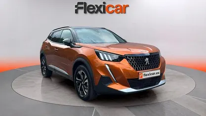 Usado Peugeot 2008 GT 131 CV (96 kW) 2023 SUV