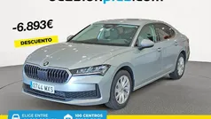 Gris / plata Nuevo 2025 Skoda Superb Essence Berlina | 33.990 € (Precio justo)