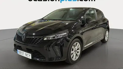 Negro Usado 2025 Renault Clio V Evolution Utilitario | 16.773 € (Precio justo)