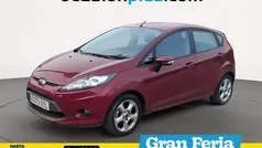 Rojo Usado 2010 Ford Fiesta Trend Utilitario | 6470 € (Precio justo)