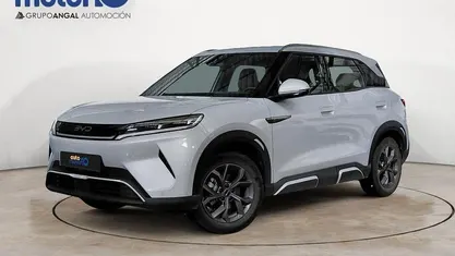 Begagnad BYD Atto 2 Boost 130 kW (177 HK) 2025 Grå SUV