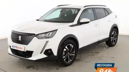 Usado Peugeot 2008 Allure 131 CV (96 kW) 2021 Blanco SUV