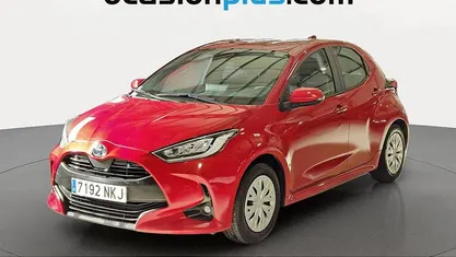 Usado Toyota Yaris Hybrid Business Edition 116 CV (85 kW) 2023 Utilitario