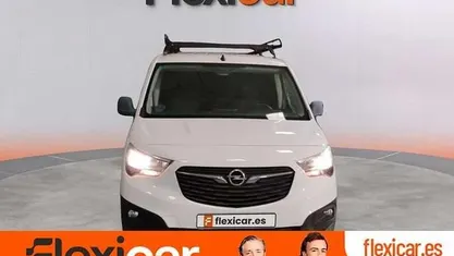Blanco Usado 2019 Opel Combo Van | 9890 € (Precio justo)