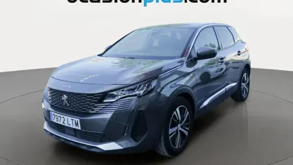 Usado Peugeot 3008 Allure 131 CV (96 kW) 2021 Gris SUV