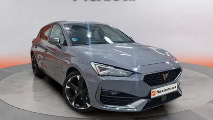 Usado Cupra Leon 150 CV (110 kW) 2024 Berlina