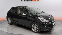 Usado 2019 Peugeot 208 Signature Sky Utilitario | 7990 € (Buen precio)