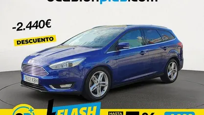 Usado Ford Focus Titanium 150 CV (110 kW) 2017 Azul Monovolumen