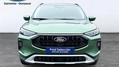 Usado Ford Kuga Active 180 HP (132 kW) 2024 Verde SUV