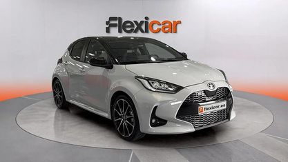 Brugt Toyota Yaris Hybrid Plus 116 HK (85 kW) 2022 Hvid Sedan