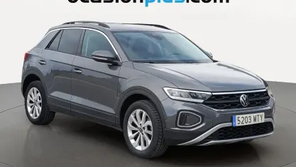 Usado VW T-Roc Life 116 CV (85 kW) 2024 Gris SUV