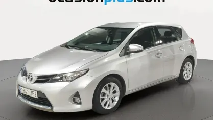 Używany Toyota Auris Active 132 KM (97 kW) 2015 Hatchback
