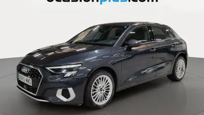 Usado Audi A3 Sportback Advanced Plus 110 CV (80 kW) 2023 Gris Utilitario