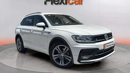 Usado VW Tiguan R-line 151 CV (111 kW) 2020 Blanco SUV