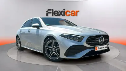 Usado Mercedes A200 150 CV (110 kW) 2024 Gris Berlina