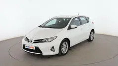 Blanco Usado 2014 Toyota Auris Active Berlina | 11.199 € (Precio justo)