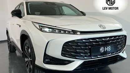Blanco Nuevo 2025 MG HS Comfort SUV | 25.780 € (Buen precio)