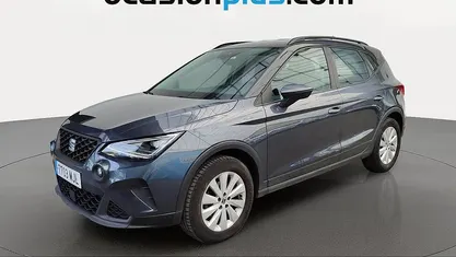 Usado Seat Arona Style 110 CV (80 kW) 2023 SUV