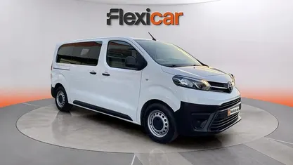 Usado Toyota Proace Comfort 102 CV (75 kW) 2019 Blanco Monovolumen