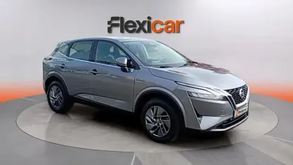 Usado Nissan Qashqai Acenta 158 CV (116 kW) 2021 Gris SUV