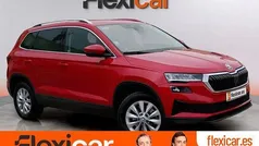 Rojo Usado 2023 Skoda Karoq Ambition SUV | 20.990 € (Precio justo)
