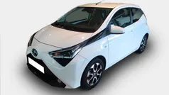 Blanco Usado 2021 Toyota Aygo X-play Utilitario | 10.600 € (Precio justo)
